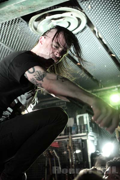 CANCER BATS - 2010-04-18 - PARIS - Batofar - 